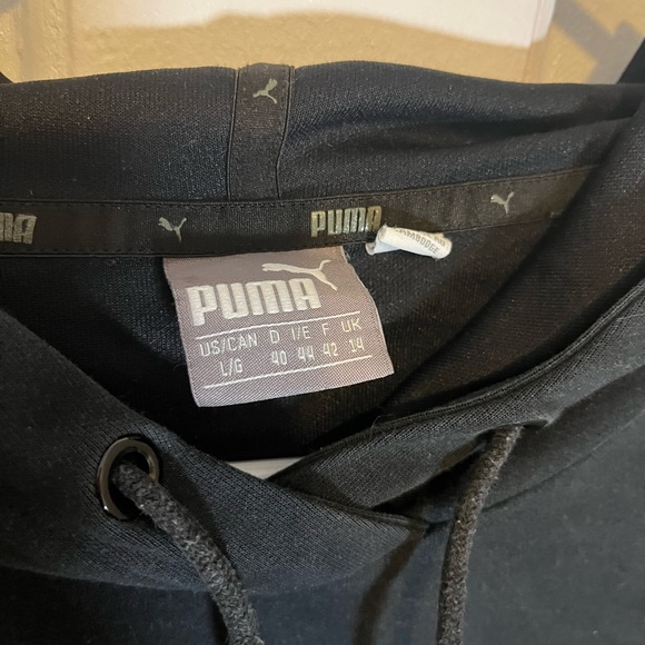 PUMA Women's Black Hoodie Sweater - Picture 2 of 2